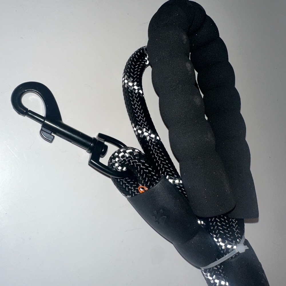 Padded Rope Leash - Picture 4 of 7